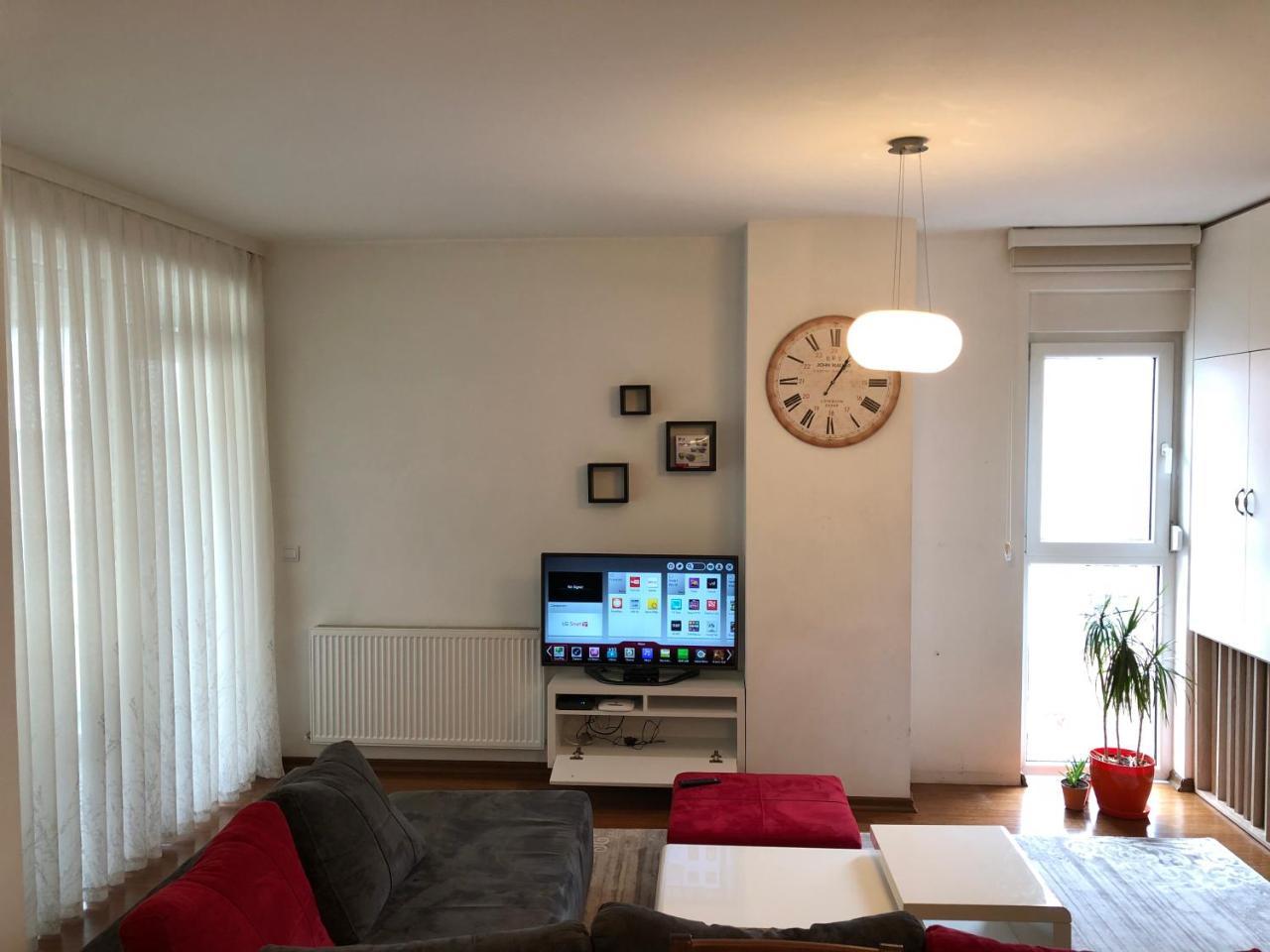 Apartment Prishtina Приштина Экстерьер фото