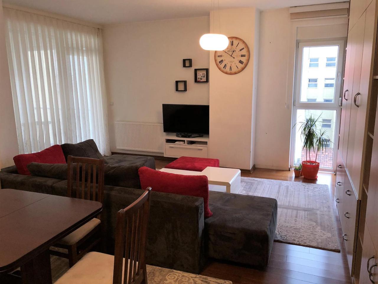 Apartment Prishtina Приштина Экстерьер фото